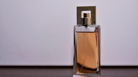 Perfumy damskie — jak wybrać dla siebie idealny zapach?
